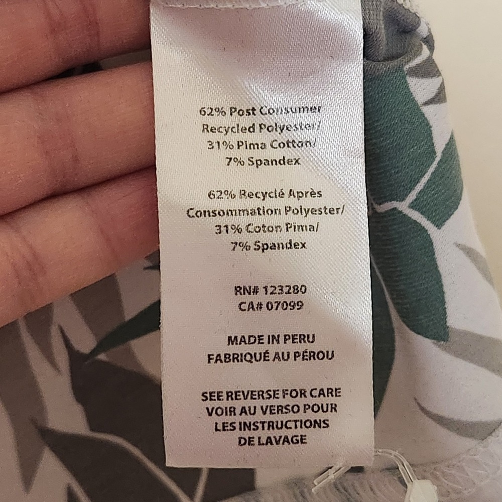 Travis Mathew Golf Polo Shirt Short Sleeve Size Large‎ Succulent Pattern - Picture 5 of 8